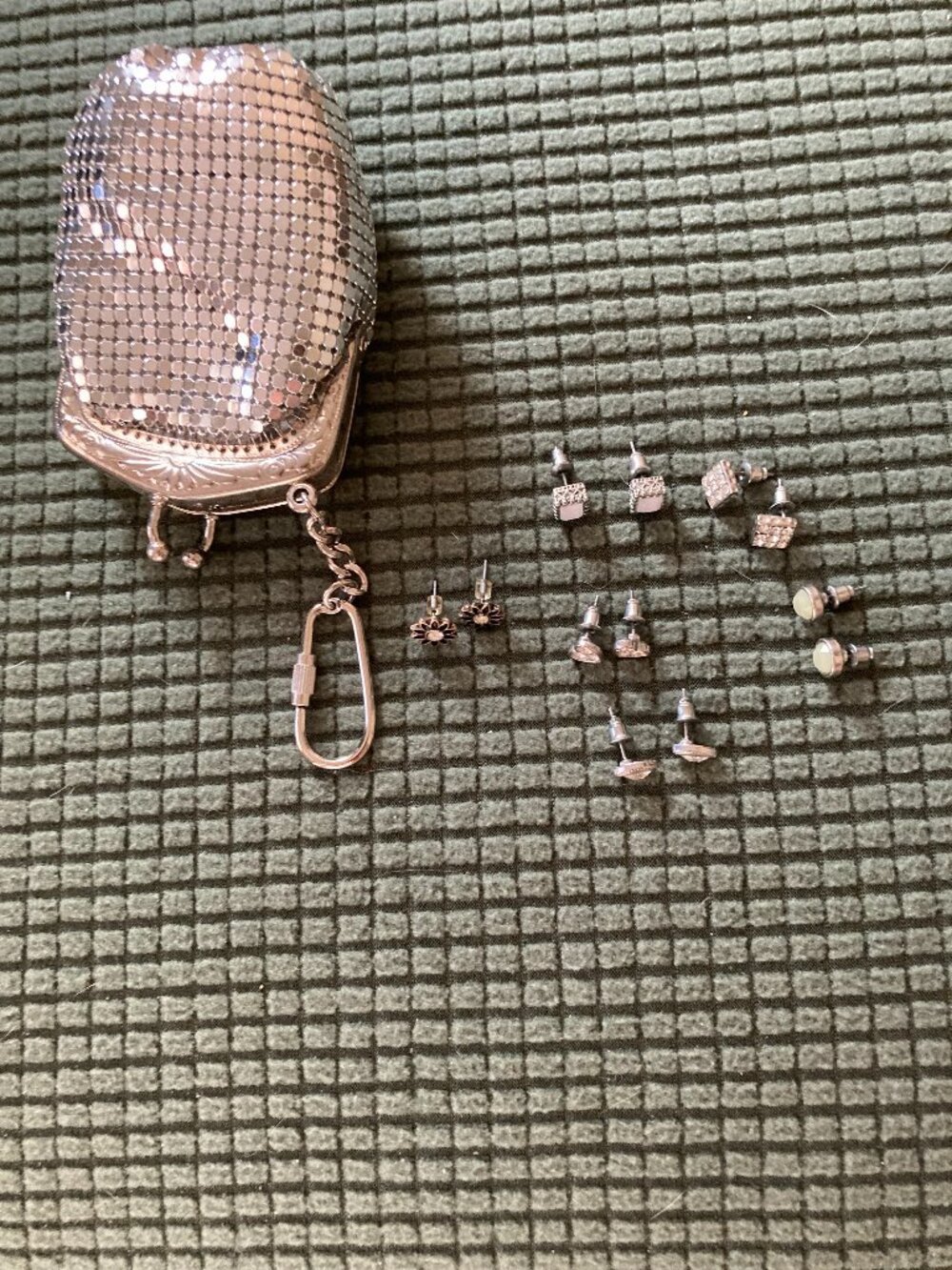 ASSORTED STUD EARINGS WITH VINTAGE METAL MESH COIN PURSE
